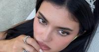 Kylie Jenner's "Crystal Candy" Manicure Is A Bedazzled Dream