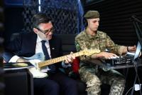 British PM Burnham hits a chord on Kyiv visit