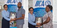 IICA assist SVG farmers with agricultural kits