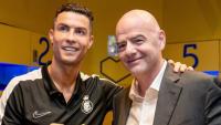 Gianni Infantino supports Cristiano Ronaldo on the historic race to 1000 goals