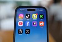 New Zealand’s main opposition party supports social media ban for under-16s