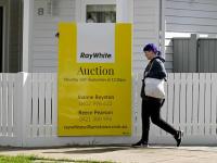 Why waiting for RBA rate cuts could trap property buyers