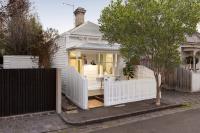 ‘Things can change quickly’: How sellers are winning in a buyer’s market