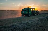Center for Rural Affairs publishes guide for renewable energy land leasing