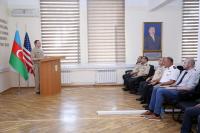 Azerbaijani servicemen learn English