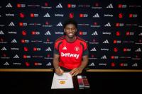 Manchester United announce Carlos Baleba signing from Brighton