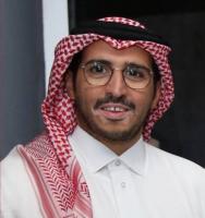 French version of 'A Qatari on  Banks of the Seine' published