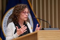 US appeals court blocks FCC plan to expand discounted political advertising rates