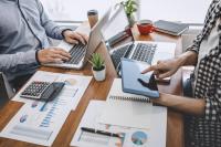 Can ANZ (ASX:ANZ) Turn Restructuring Into Better Returns?