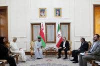 Oman-Iran transit plan proposed; Iran says Hormuz stays closed