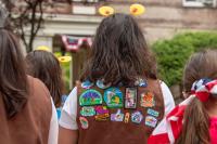 Girl Scout Programs at Mosques Draw Backlash Over Islamic Prayer, Hijab Activities and Religious Badges