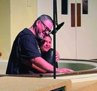 Westside Baptist Church celebrates baptisms of Anglo, Hispanic students