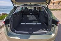 SUV space. Sedan comfort. The Superb Wagon is the back-to-school answer