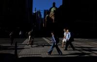Australia Q2 business investment falls 3.6% as data centre rush fades