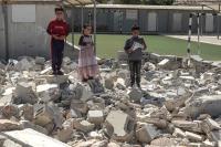 Palestinian children return to school under threat of Israel demolition