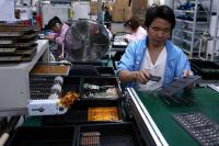 Chinese workers approve online of EU labor stand