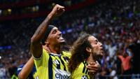 Fenerbahçe send off Lyon to make Champions League return