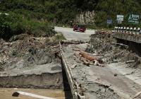 More than 1,300 people are missing – four of them Spanish – and 270 have died in the devastating flash flood between Nepal and Tibet