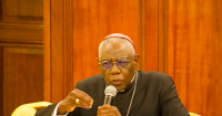 Cardinal Sarah: Liturgy war ‘destructive’ to the Church