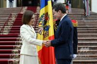 LIVE // Moldovan president welcomes Romania's head of state in Chisinau on Moldova’s Independence Day