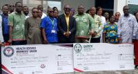Unions donate US$10,000 to health worker injured during polio campaign