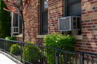 Houston could require landlords to provide AC in rentals, ending screened-window exception