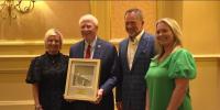 Sen. Roger Wicker receives service award at Mississippi broadcasters conference