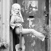 Dolly Parton, Country Music Icon and Humanitarian, Passes at 80