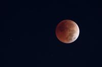 Look up, Chicago. How to watch tonight’s lunar eclipse turn the Sturgeon Moon ‘bloody.’