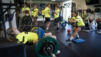 Researchers recommend a few extra snacks: Not all young athletes manage to eat enough