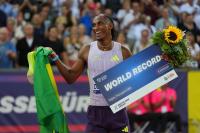Zurich Diamond League: Alison dos Santos breaks men’s 400m hurdle world record with 45.80s run