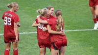 Nebraska women's soccer blanks Omaha in Thursday night match