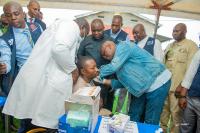 Congo begins vaccinations to fight Ebola outbreak