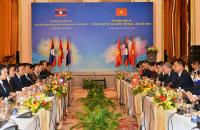 Vietnam and Laos step up cooperation in finance, infrastructure and energy