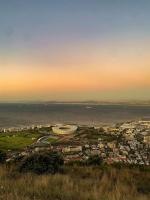 Nine Cape Town activities for first-time visitors during the All Blacks vs Springboks test