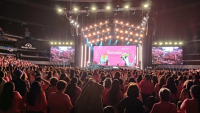 Thousands of women gather at Arena Ciudad de México for Bible-centered event