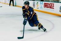 D.D.O. forward Ryan Glazer chases hockey dream no matter where it takes him