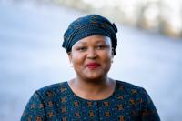 Minister decries shallow journalism