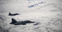 France opens door to fighter jet cooperation with Sweden