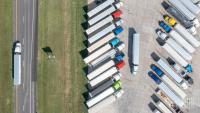 Trump administration moves to unwind Obama-era truck engine efficiency rules 