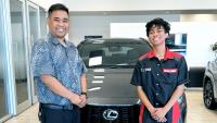Revving up careers: UH automotive technology students awarded scholarships