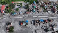 Australian missing tally rises in Nepal as crisis team heads to Kathmandu