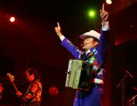 Los Tigres del Norte Return to Colombia With Their Los Tigres del Mundo Tour