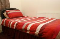 Homelessness: Number of children in emergency accommodation hits record high of 5,659
