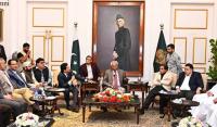 Federal Ministers call on Sindh Governor