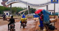 Mutinous soldiers attack airport, presidency in Niger