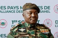 Mutinous soldiers attack airport, presidency in Niger capital
