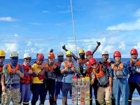 Deep-ocean carbon trails tracked