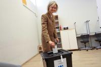 Iceland Votes on EU Membership Talks in Tightly Contested Referendum