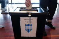 Iceland votes on resuming EU accession negotiations